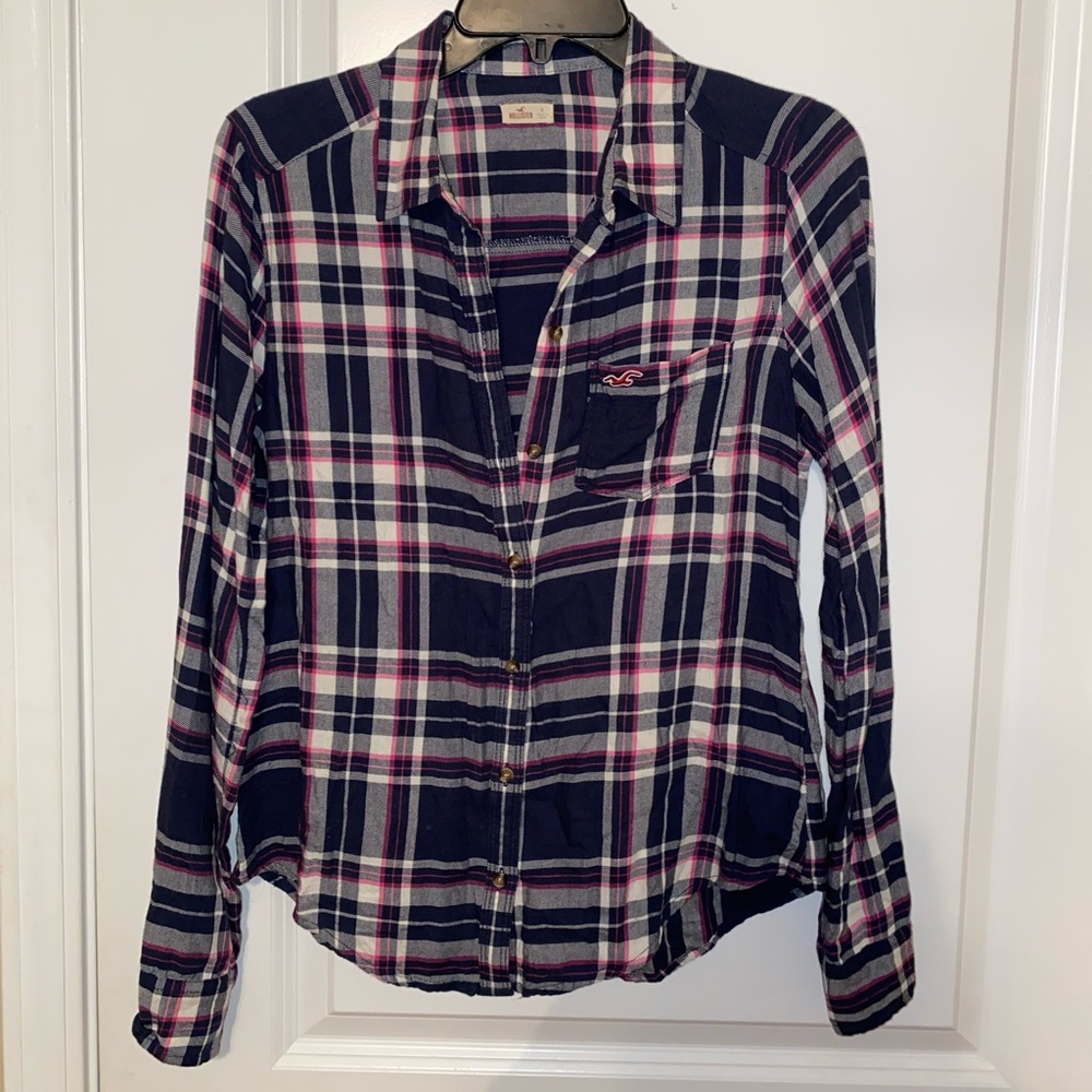 hollister pink and blue plaid button down